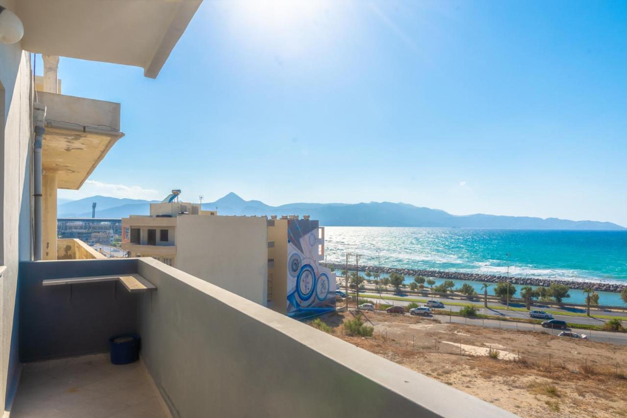 Spacious House With Seaview イラクリオン エクステリア 写真